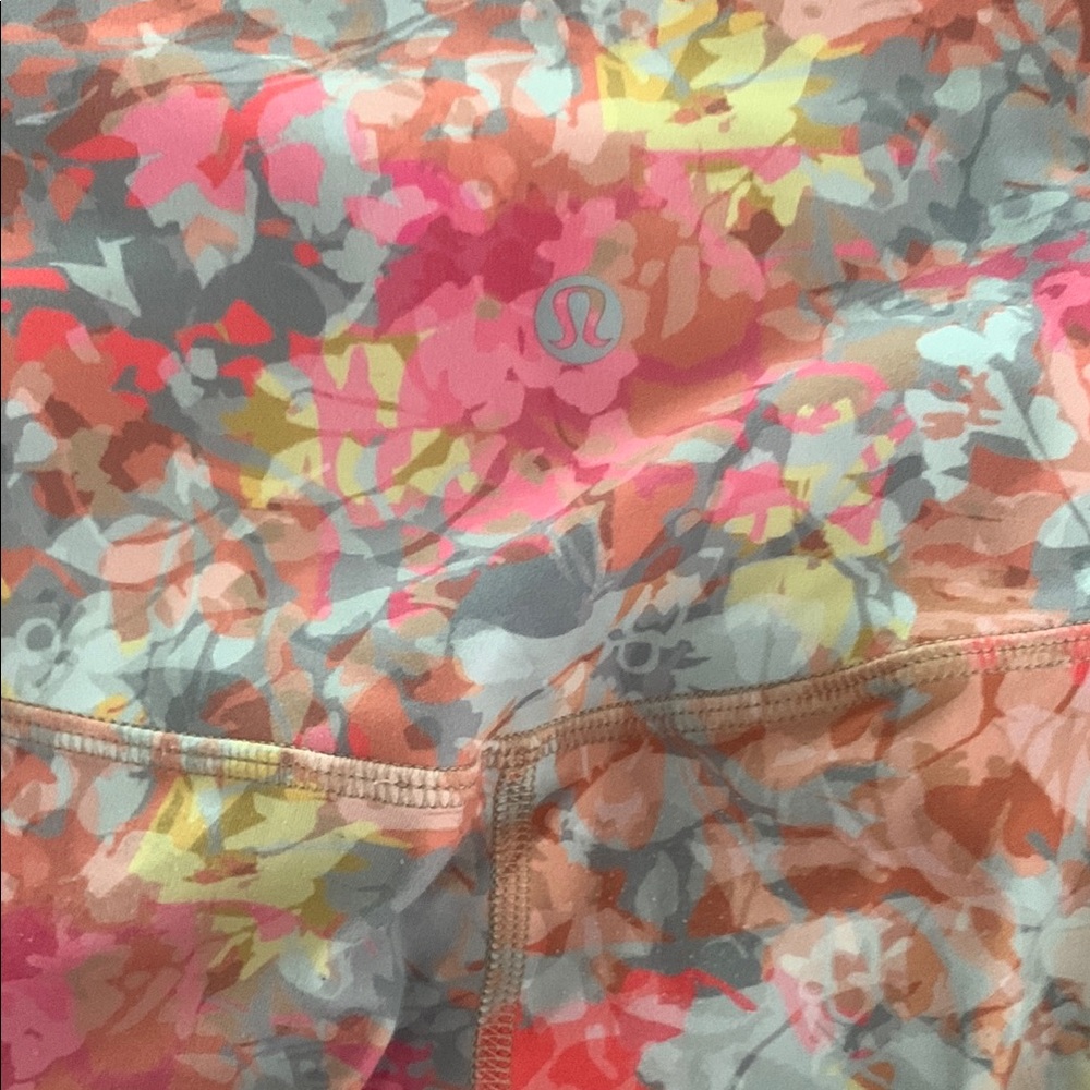 Lululemon Athletica Floral Leggings - Multicolor